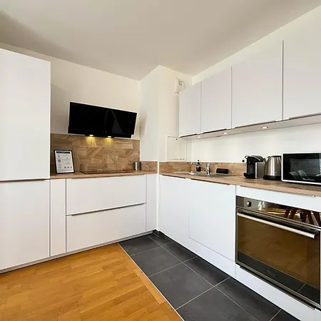 L Eiffel 5min Paris 35min Parking Terrasse Apartment *